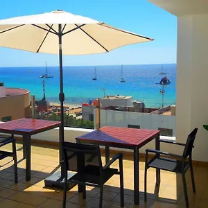 apartamentos-sarah.hotelsfuerteventura.org/